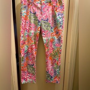 Lauren Ralph Lauren floral pants. Women’s size 14